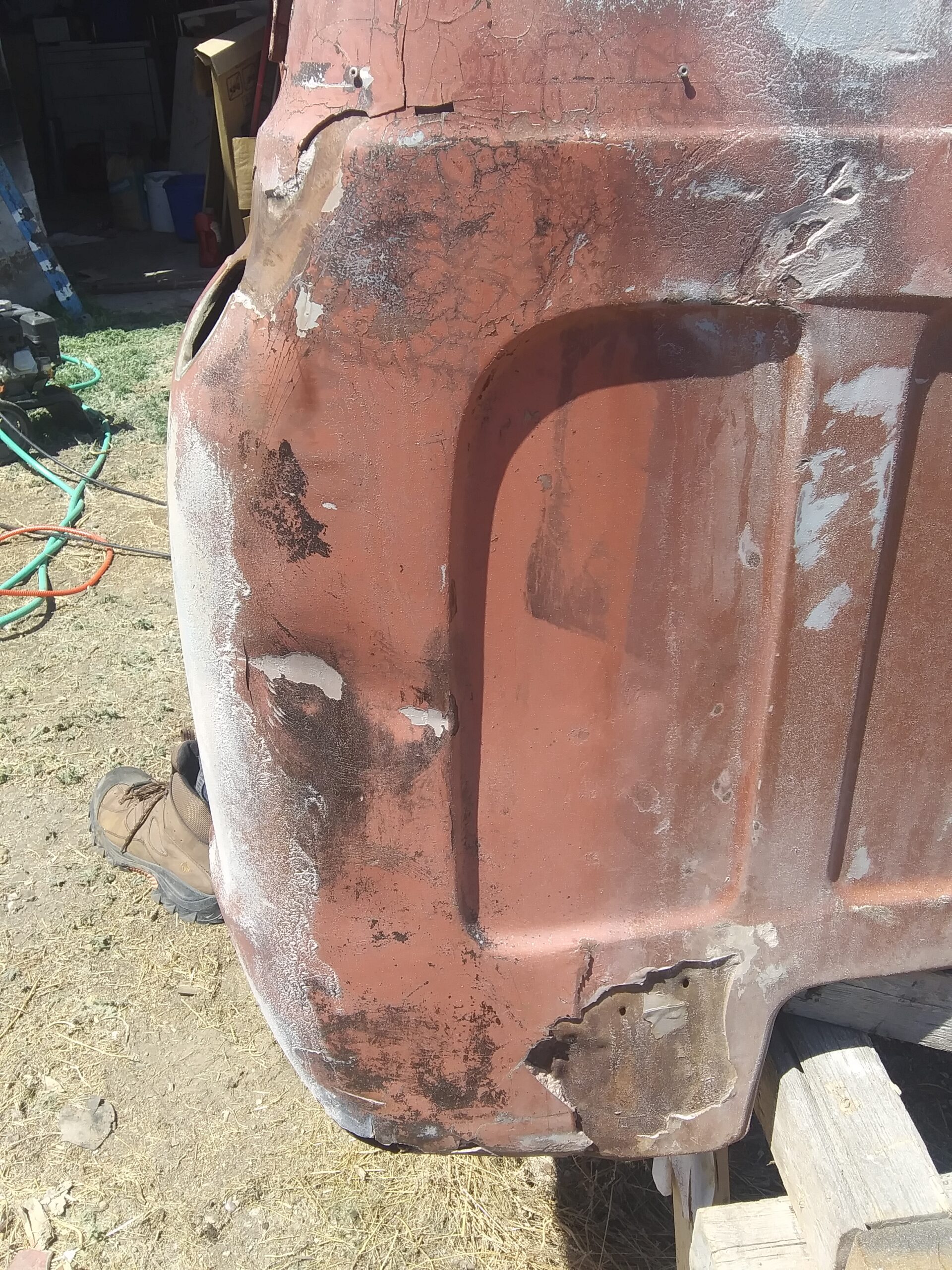 Drivers side cab back corner damage